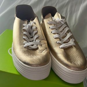 Sam Edelman Women’s “Pippy” Gold Fashion Sneakers 10.5 **hard to find**